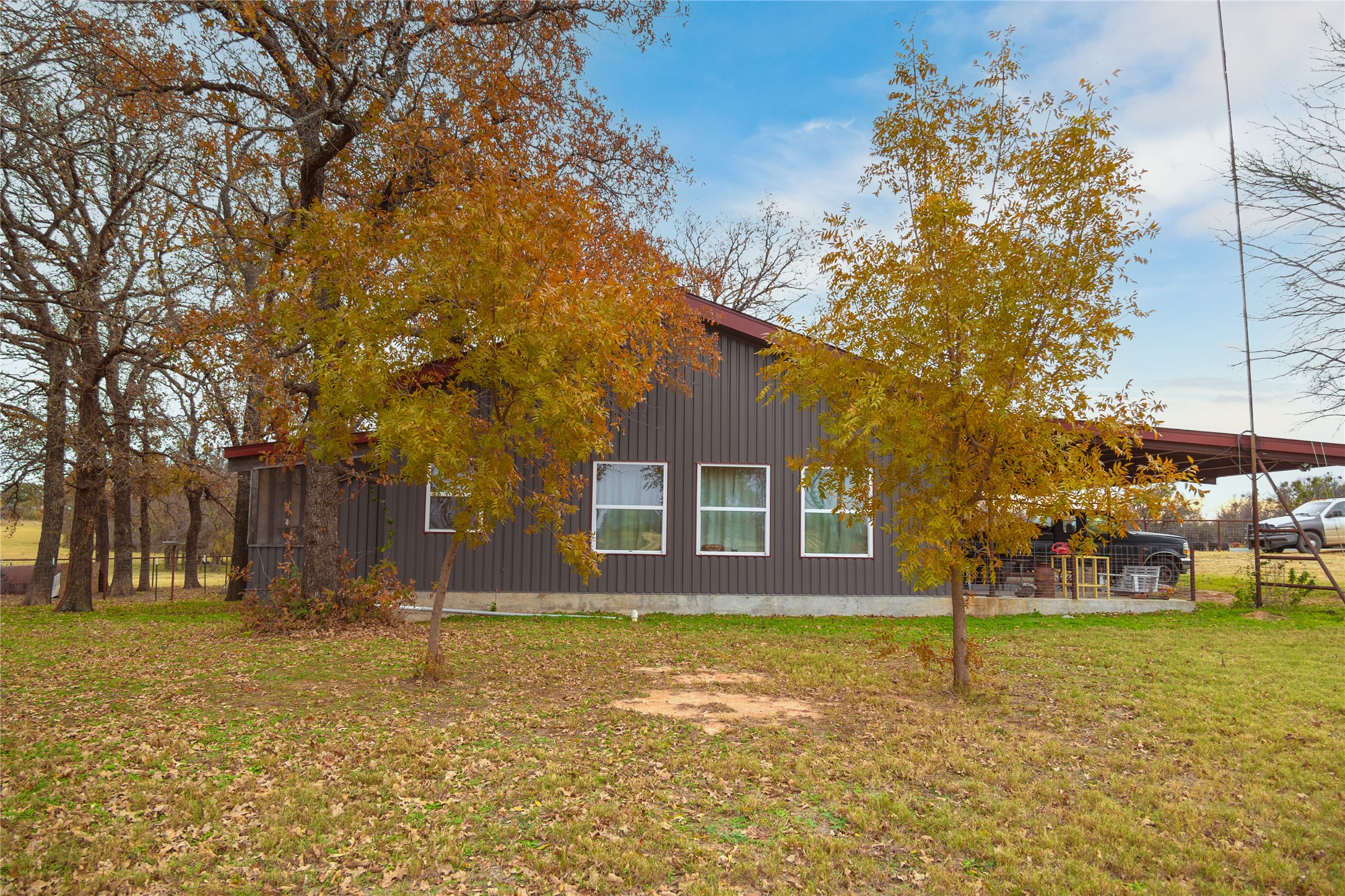 355 County Road 144 Property Photo 27