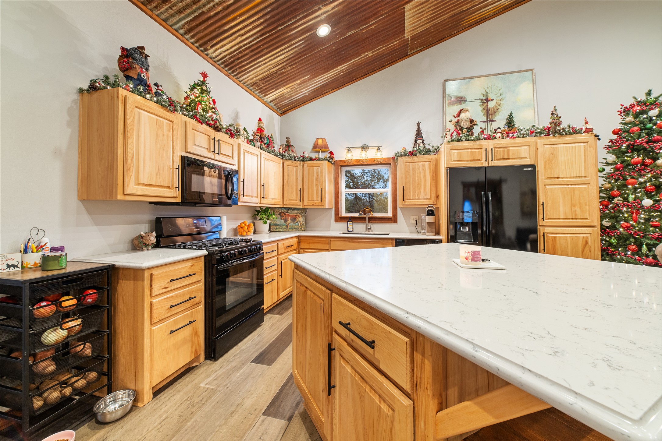 355 County Road 144 Property Photo 42
