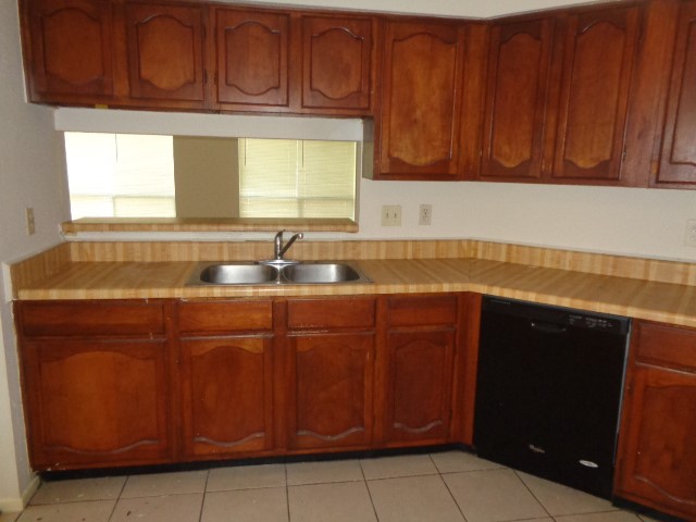 19806 Rustlewood Drive Property Photo 7