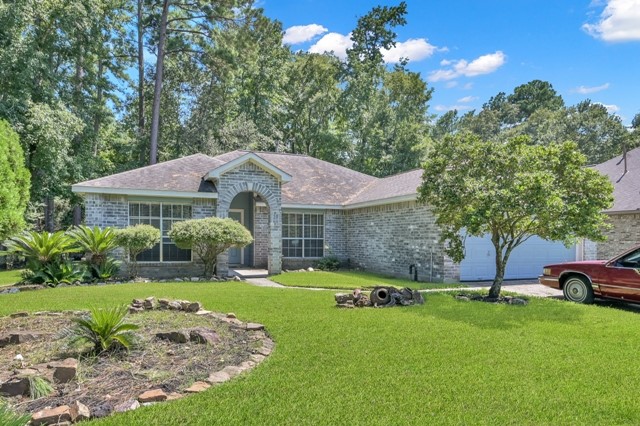 6715 Dillon Drive Property Photo 2
