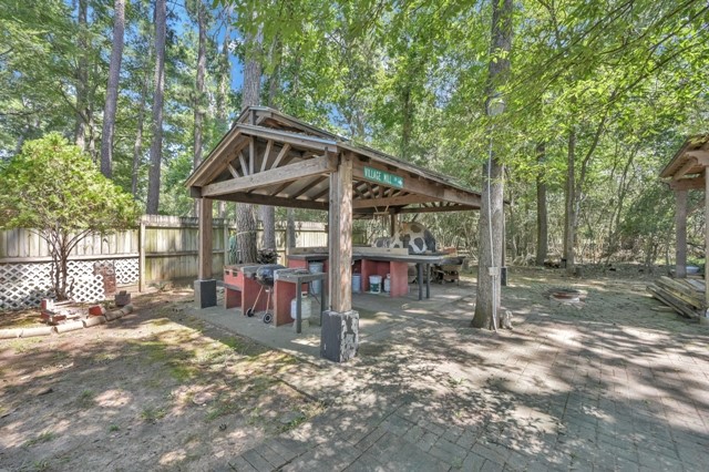 6715 Dillon Drive Property Photo 28