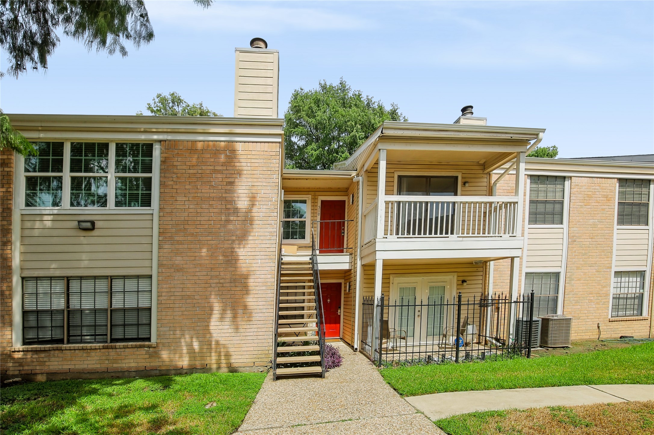 2750 Holly Hall Street 510 Property Photo 2