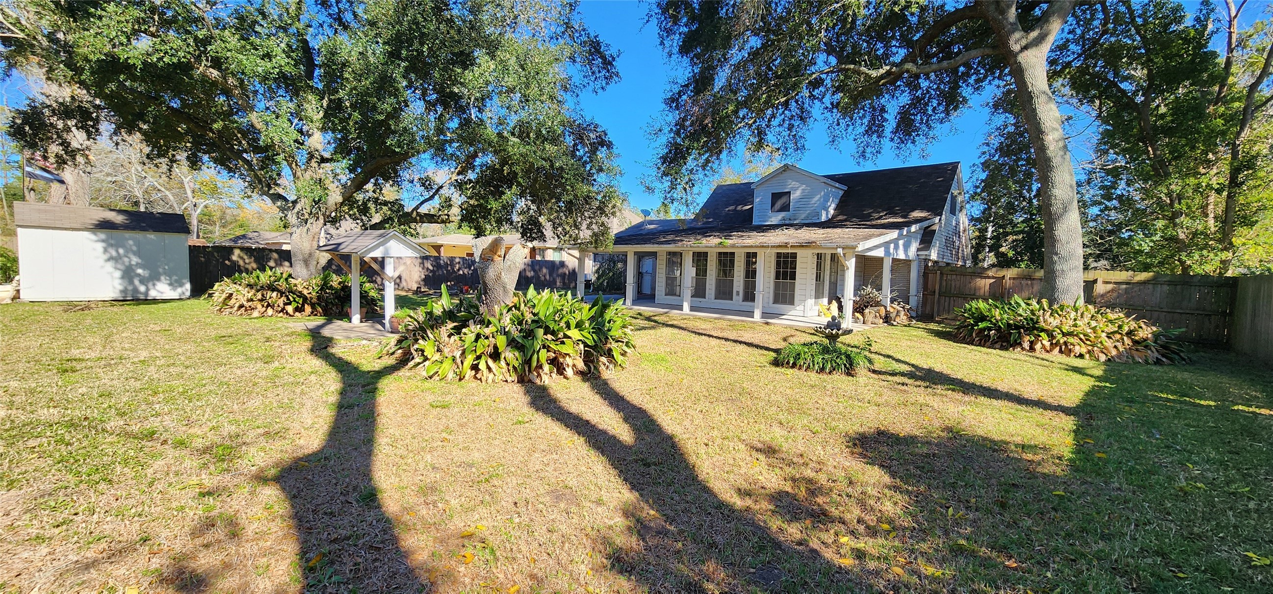 5312 Palm Drive Property Photo 5