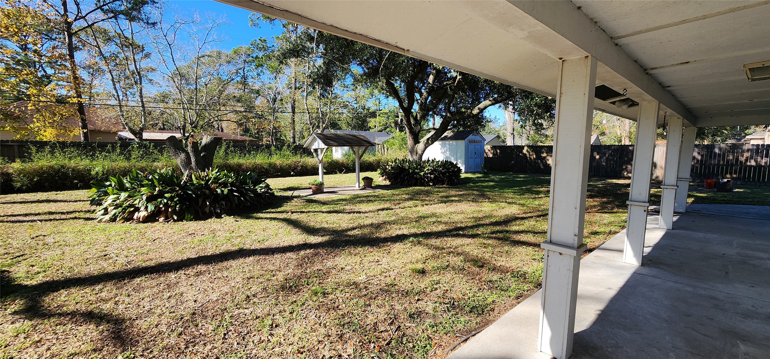 5312 Palm Drive Property Photo 7