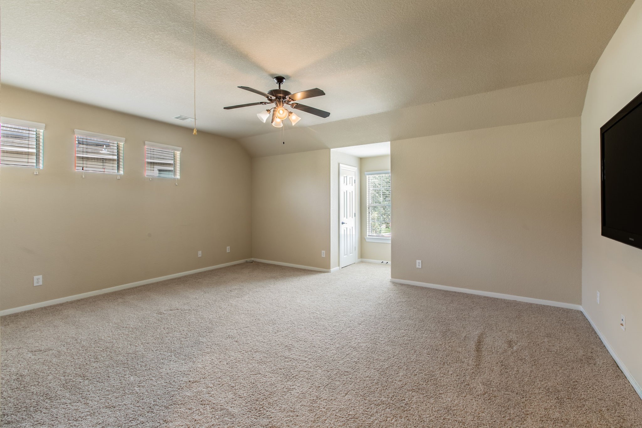 7642 Westmoreland Drive Property Photo 25