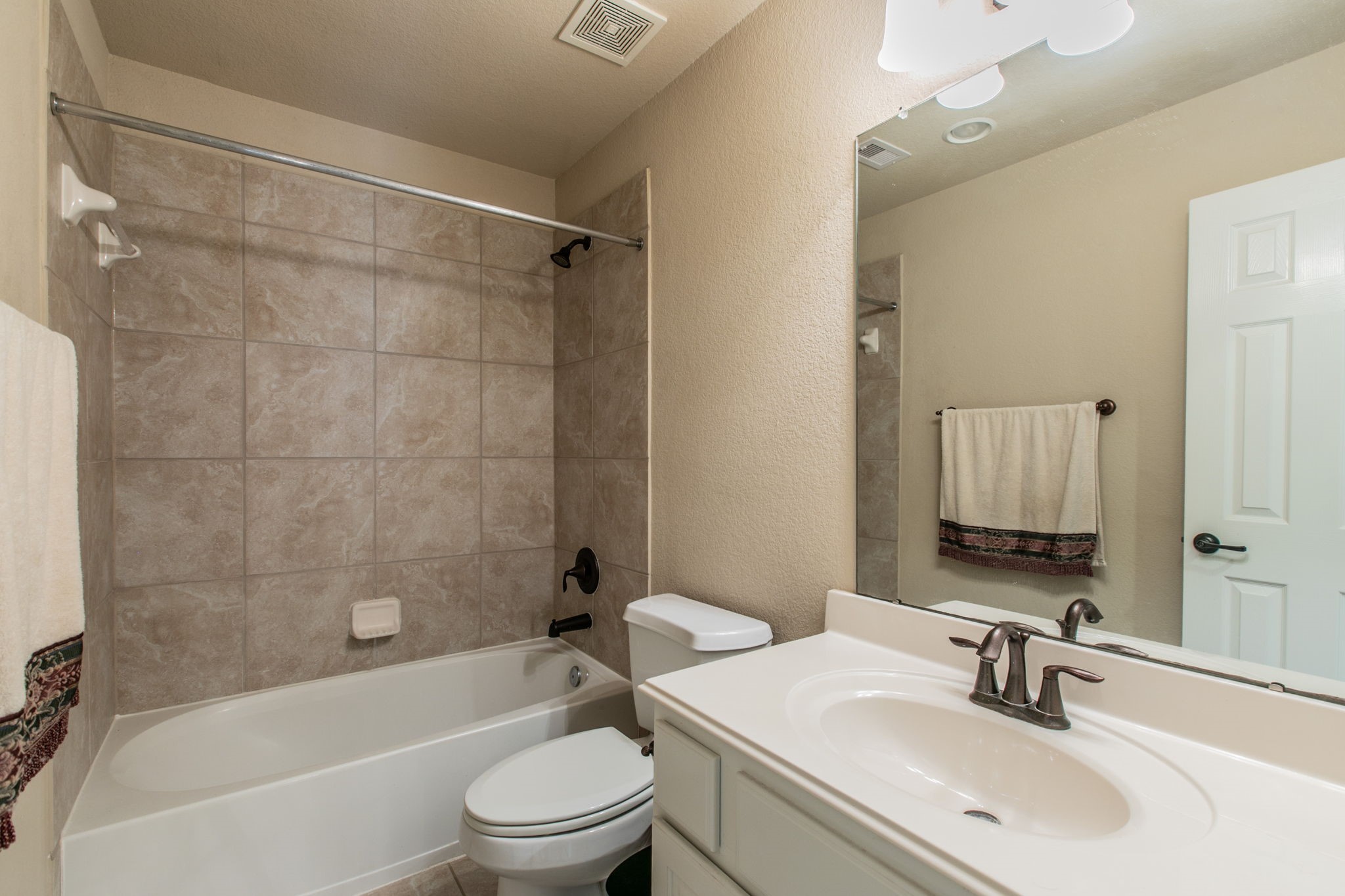 7642 Westmoreland Drive Property Photo 27