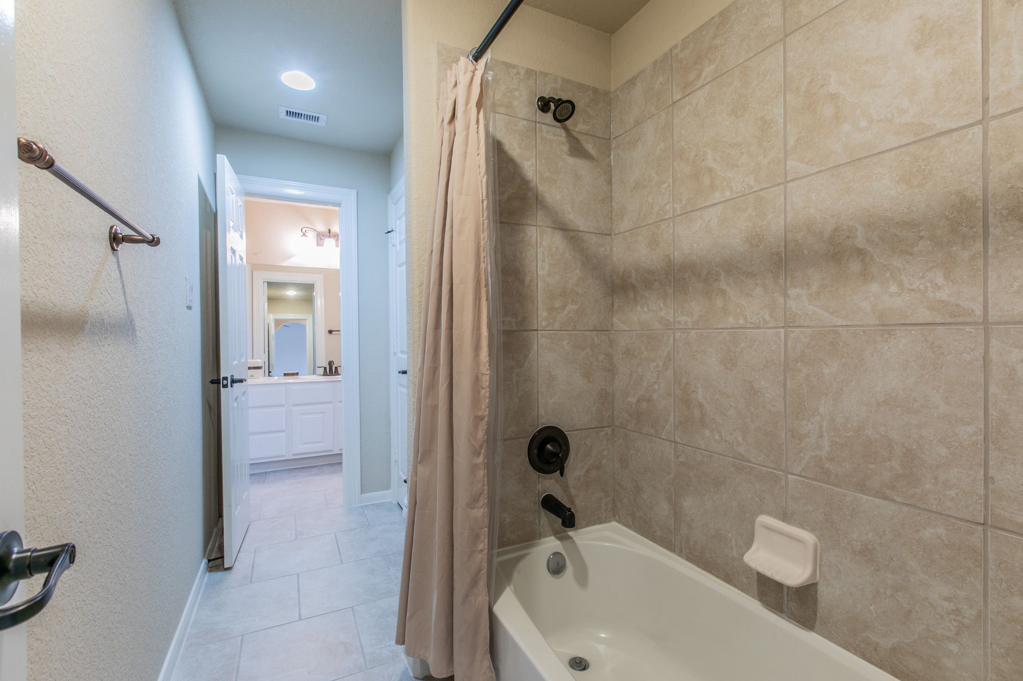 7642 Westmoreland Drive Property Photo 29