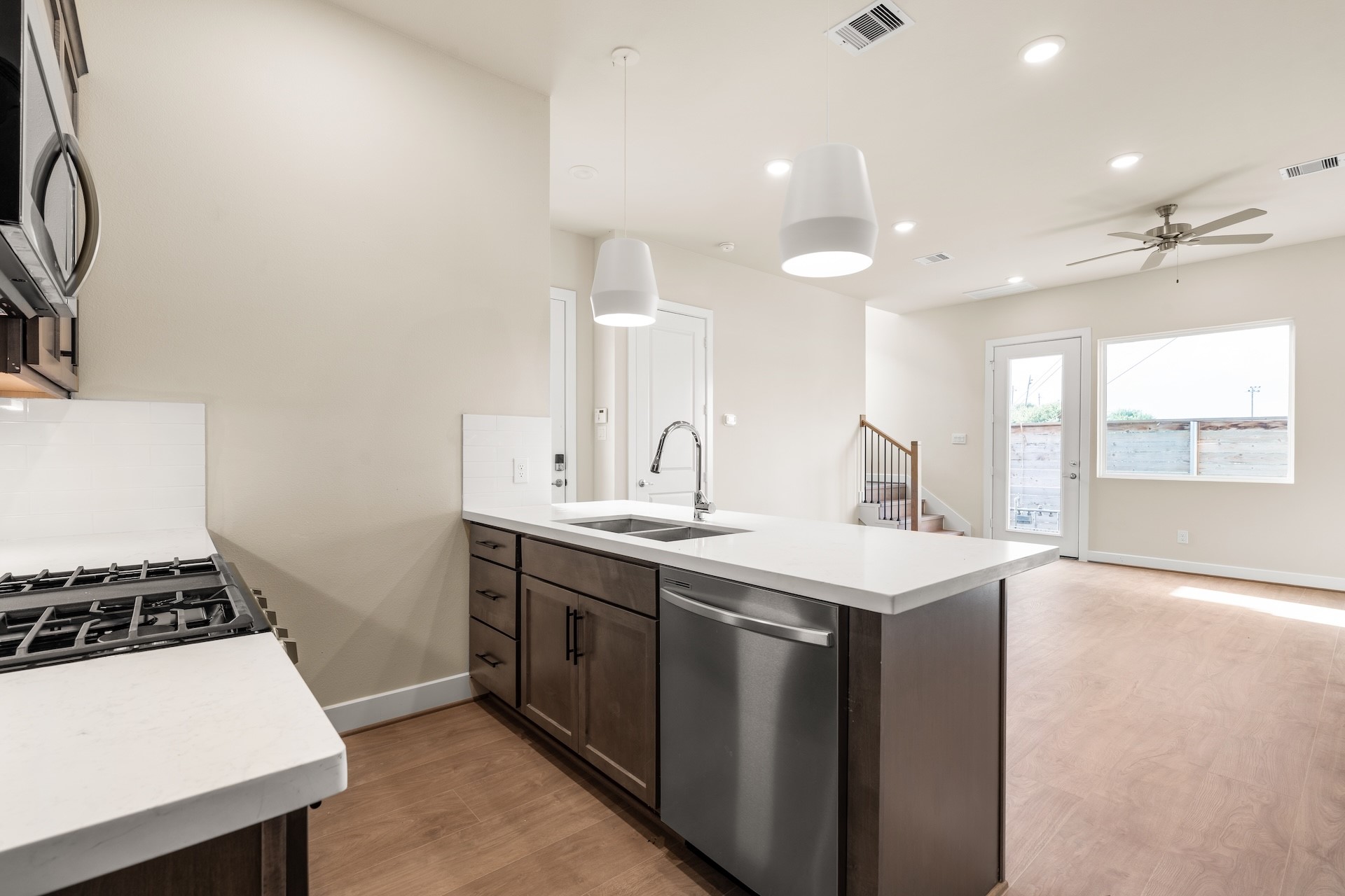 6551-6553 Rena Street Property Photo 6
