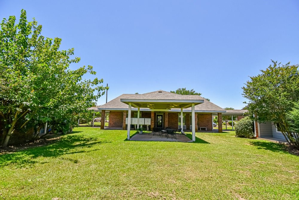 576 Ellen Powell Dr Property Photo 3