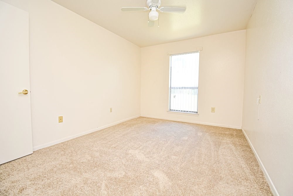 576 Ellen Powell Dr Property Photo 10