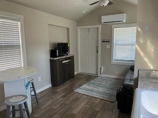 4806 Palm Property Photo 6