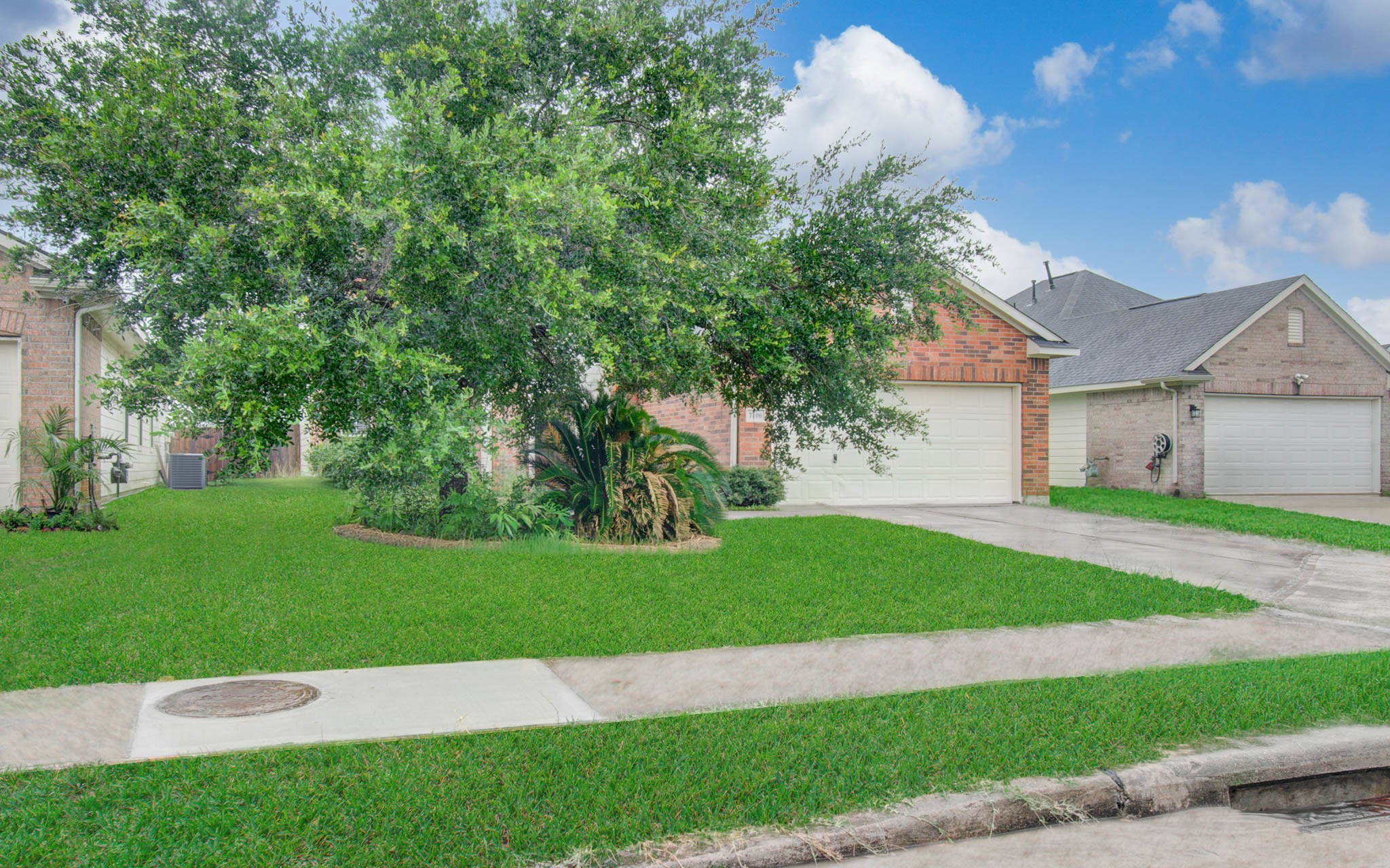 7106 Still Haven Drive Property Photo 2