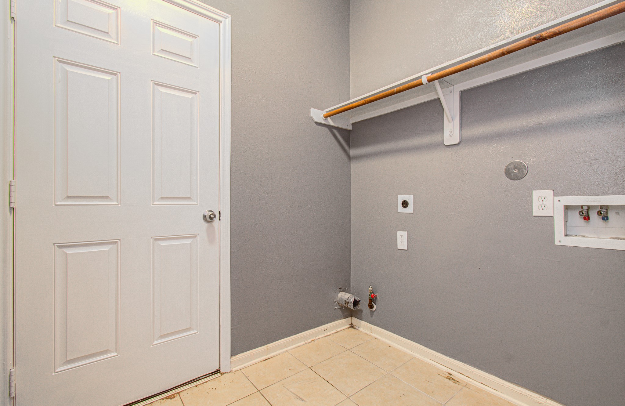 7106 Still Haven Drive Property Photo 17
