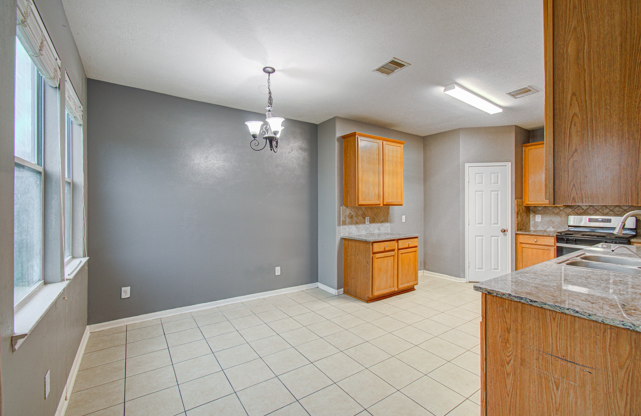 7106 Still Haven Drive Property Photo 31