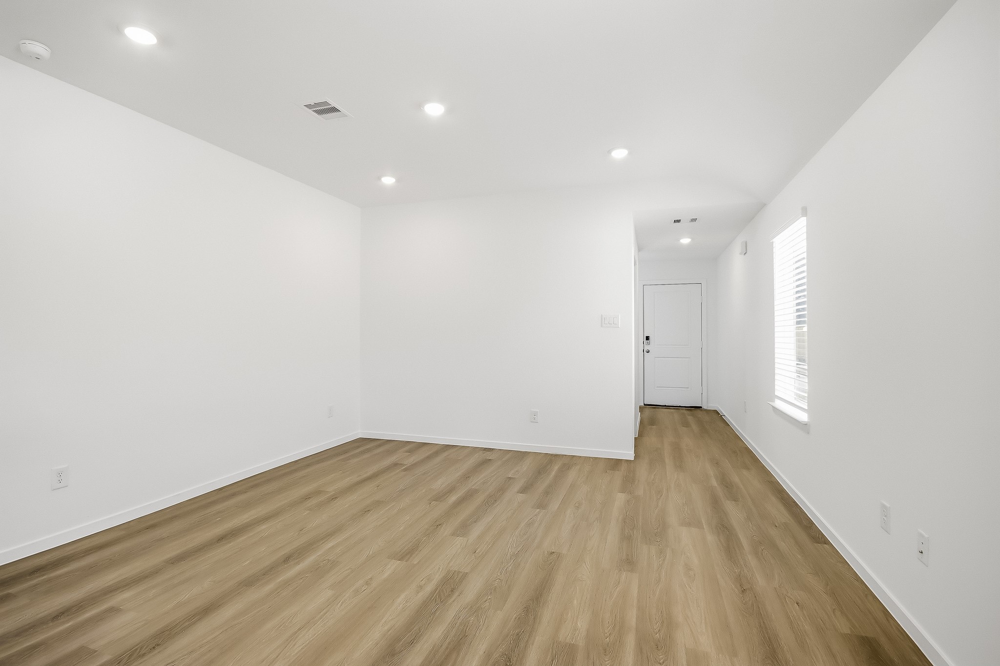 20310 Stroker Pass Road Property Photo 8