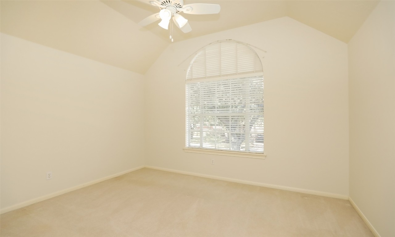 7502 Holly Court Estates Property Photo 33