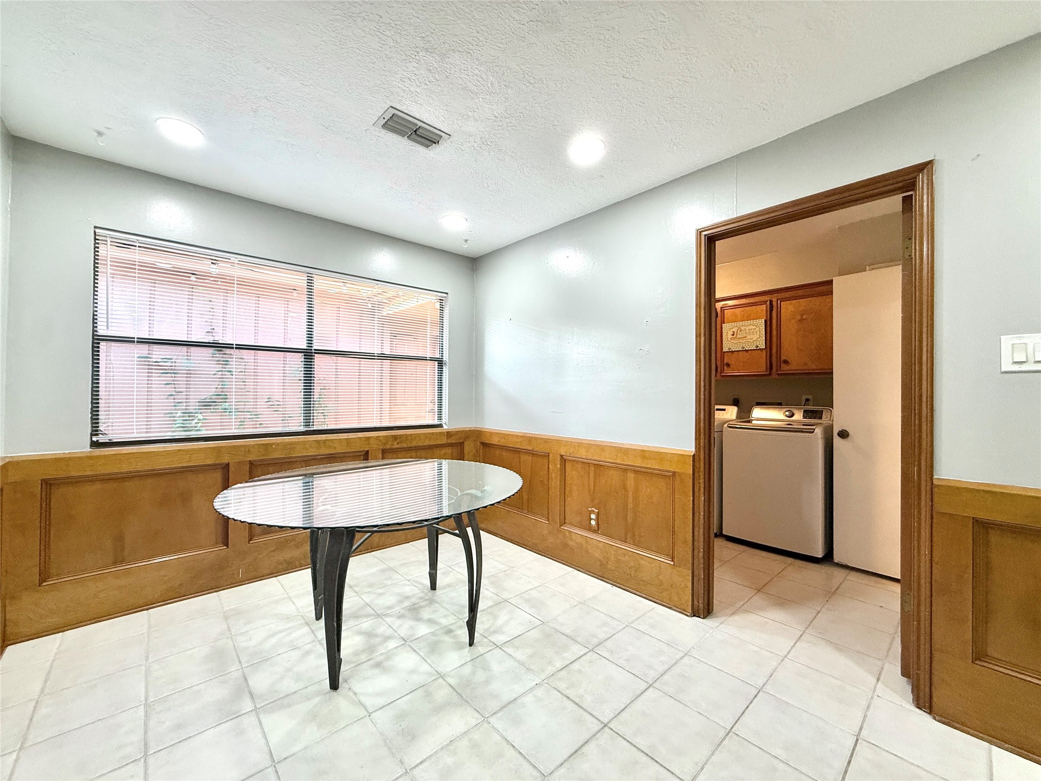 9002 Sabastian Drive Property Photo 11