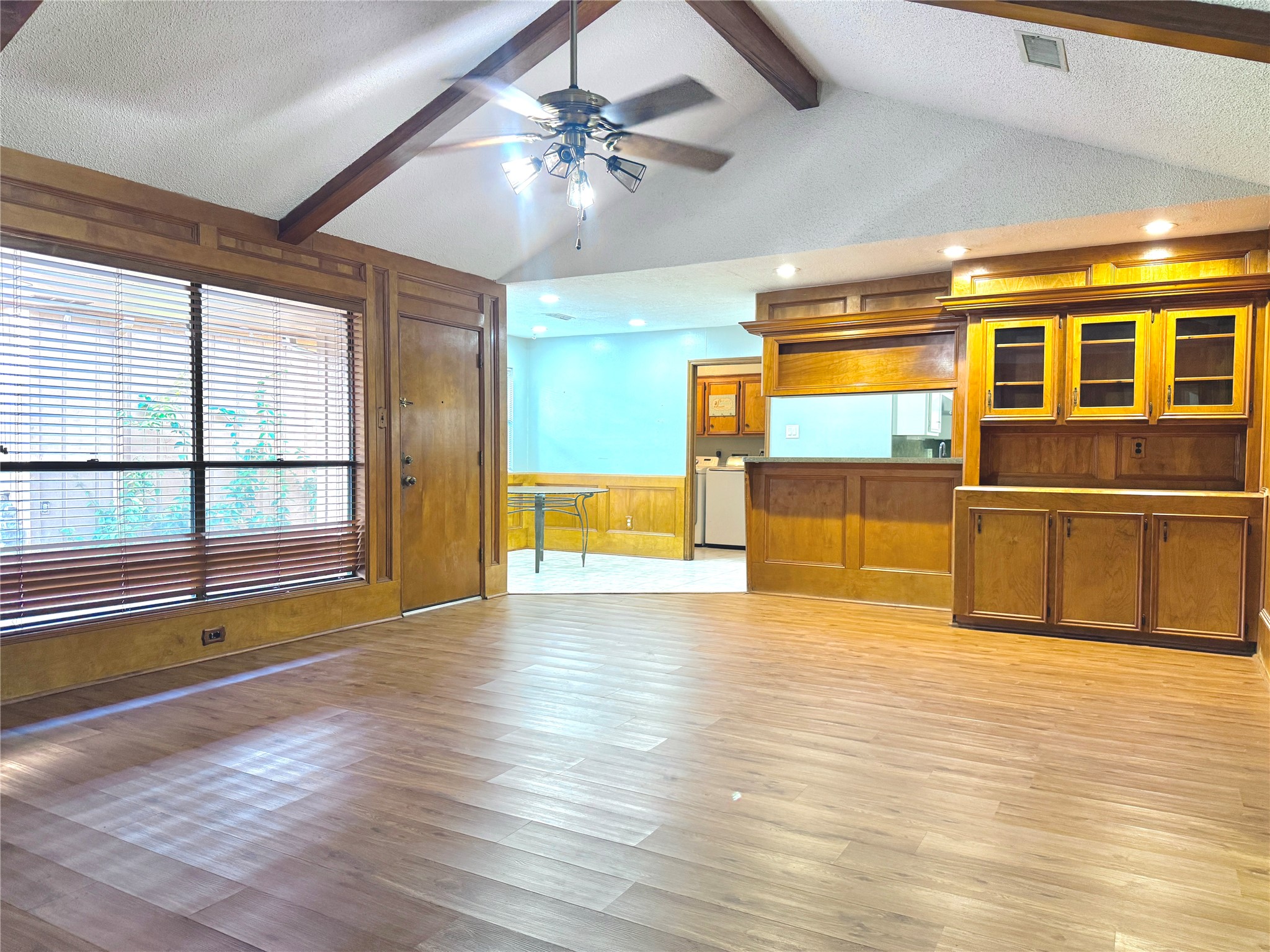 9002 Sabastian Drive Property Photo 13