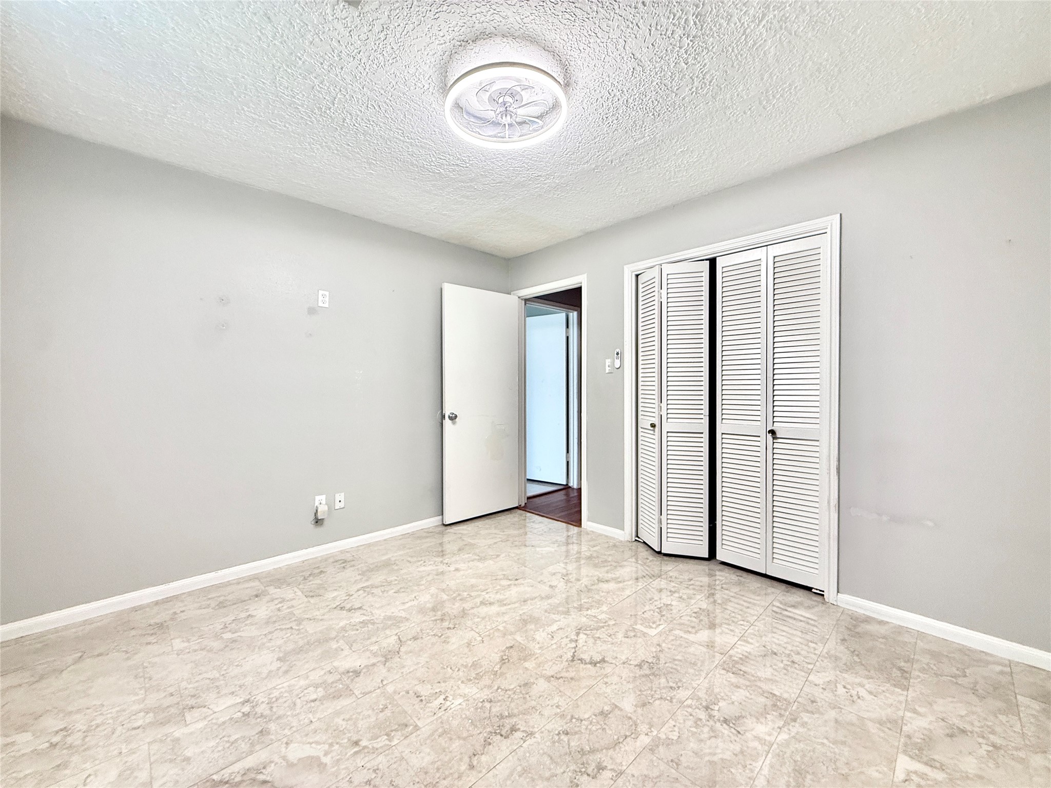 9002 Sabastian Drive Property Photo 15