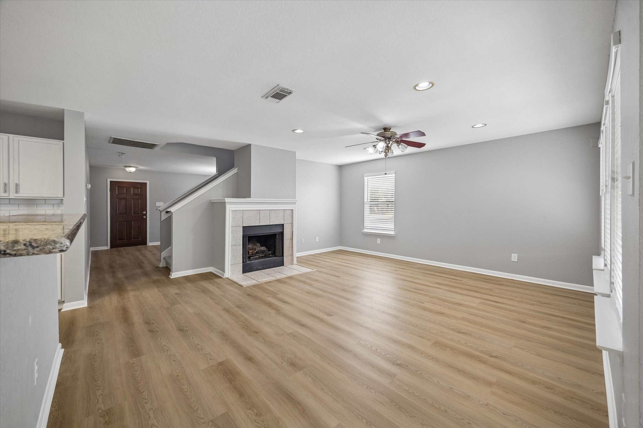 1258 Chalk Rock Drive Property Photo 3
