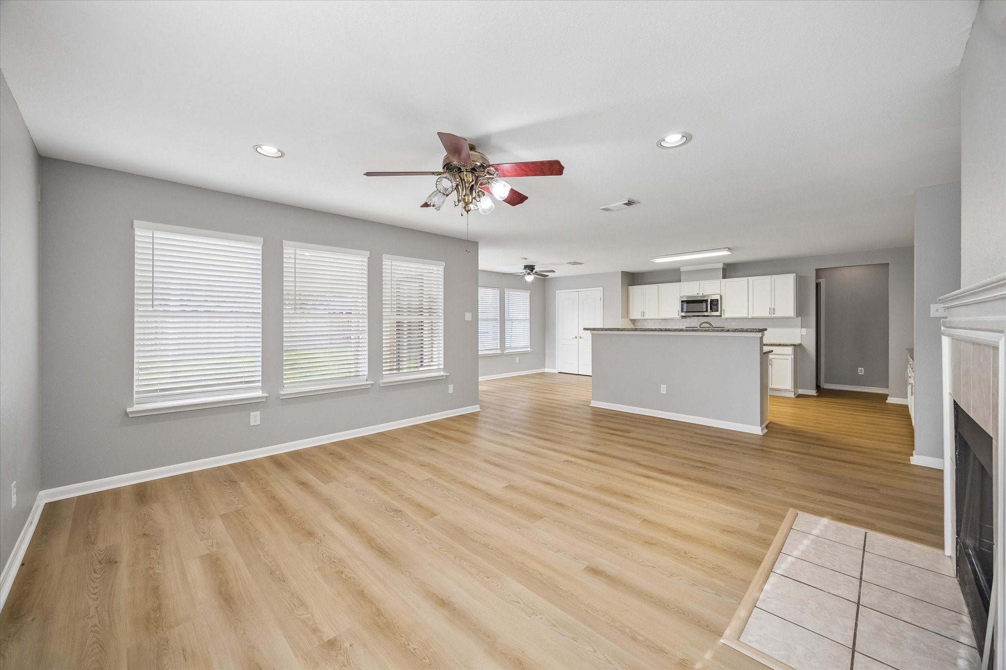 1258 Chalk Rock Drive Property Photo 4