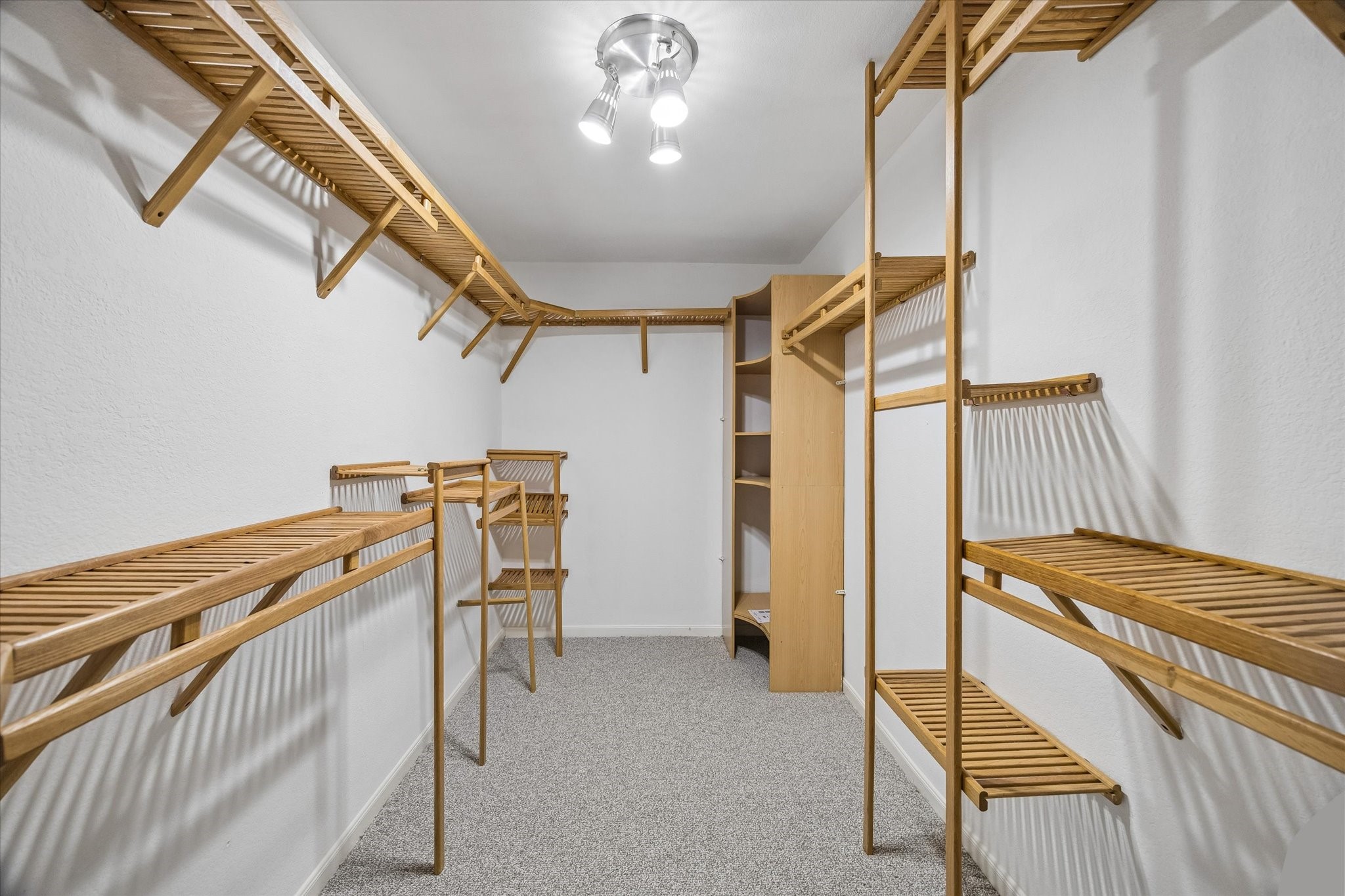 1258 Chalk Rock Drive Property Photo 10
