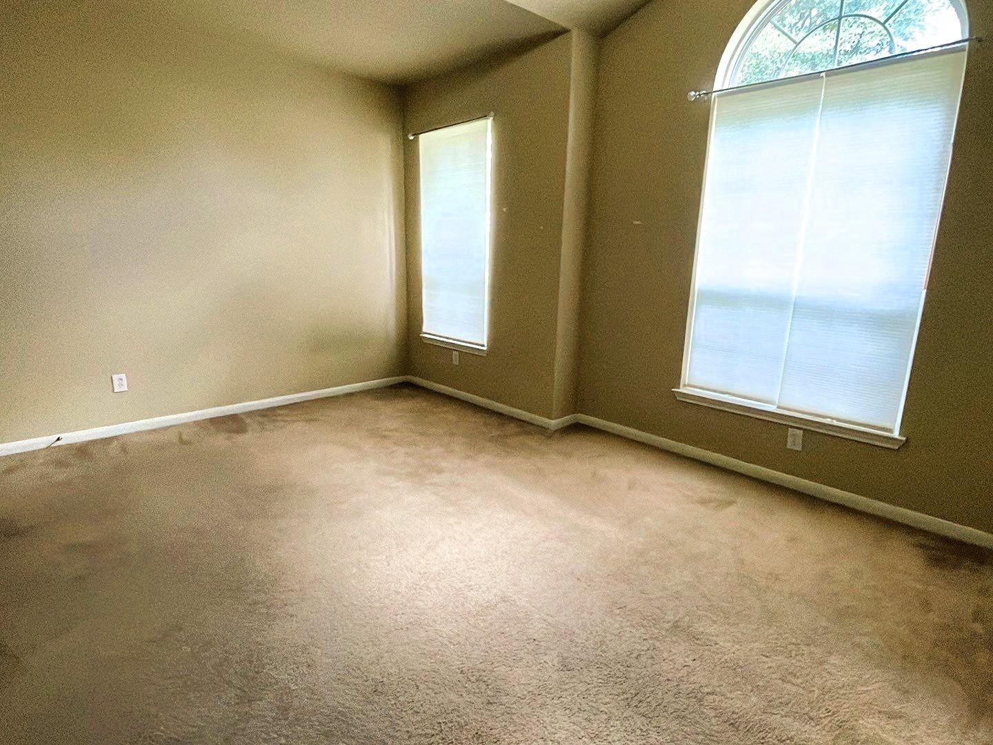 1014 Spring Lakes Haven Drive Property Photo 7