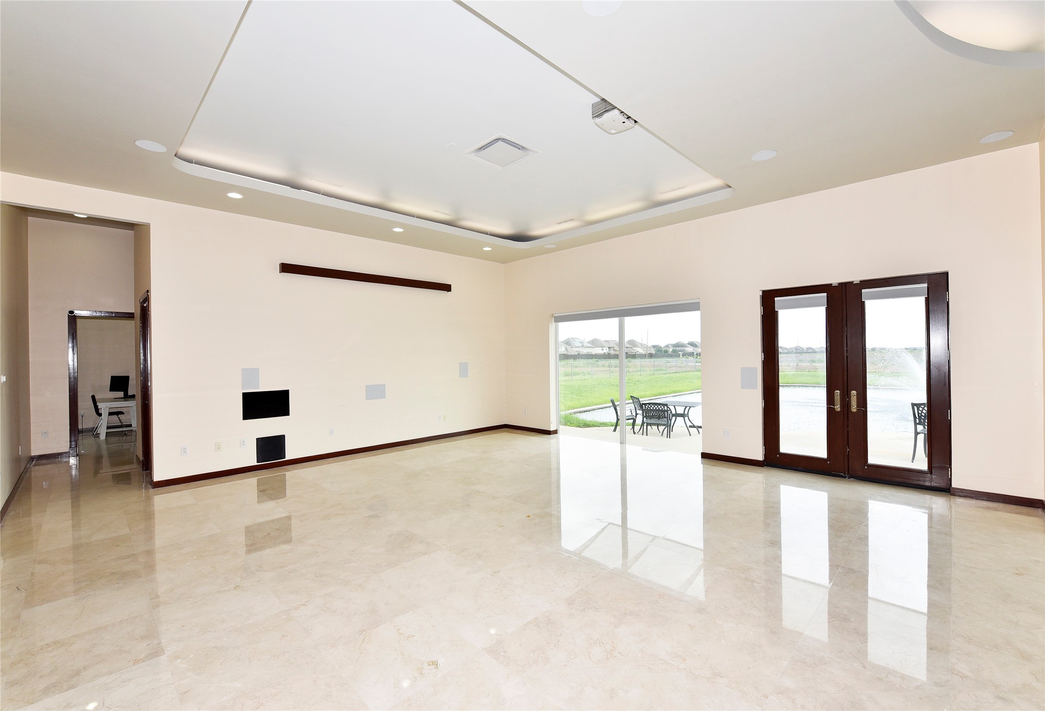 6602 Rohan Road Property Photo 8