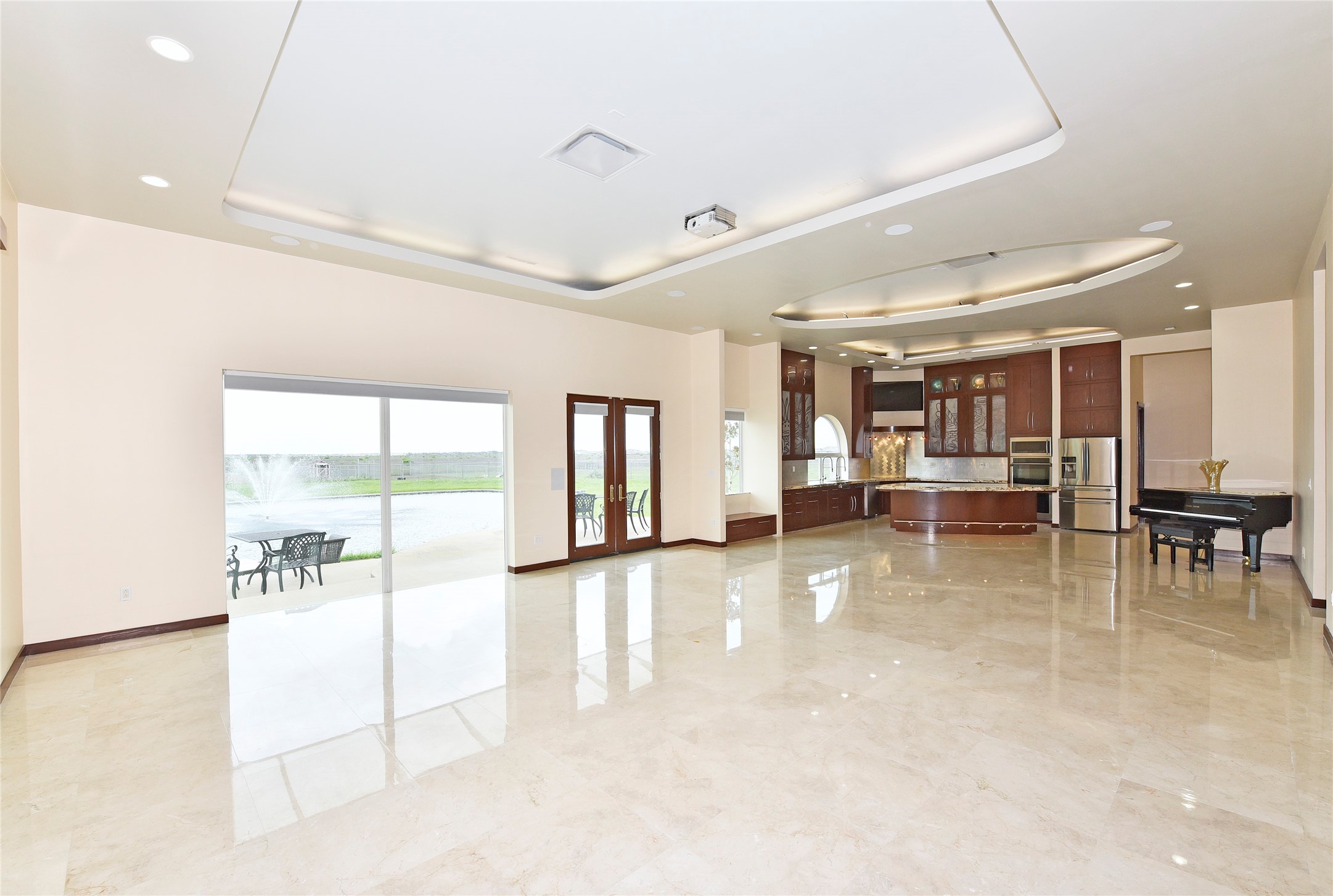 6602 Rohan Road Property Photo 10