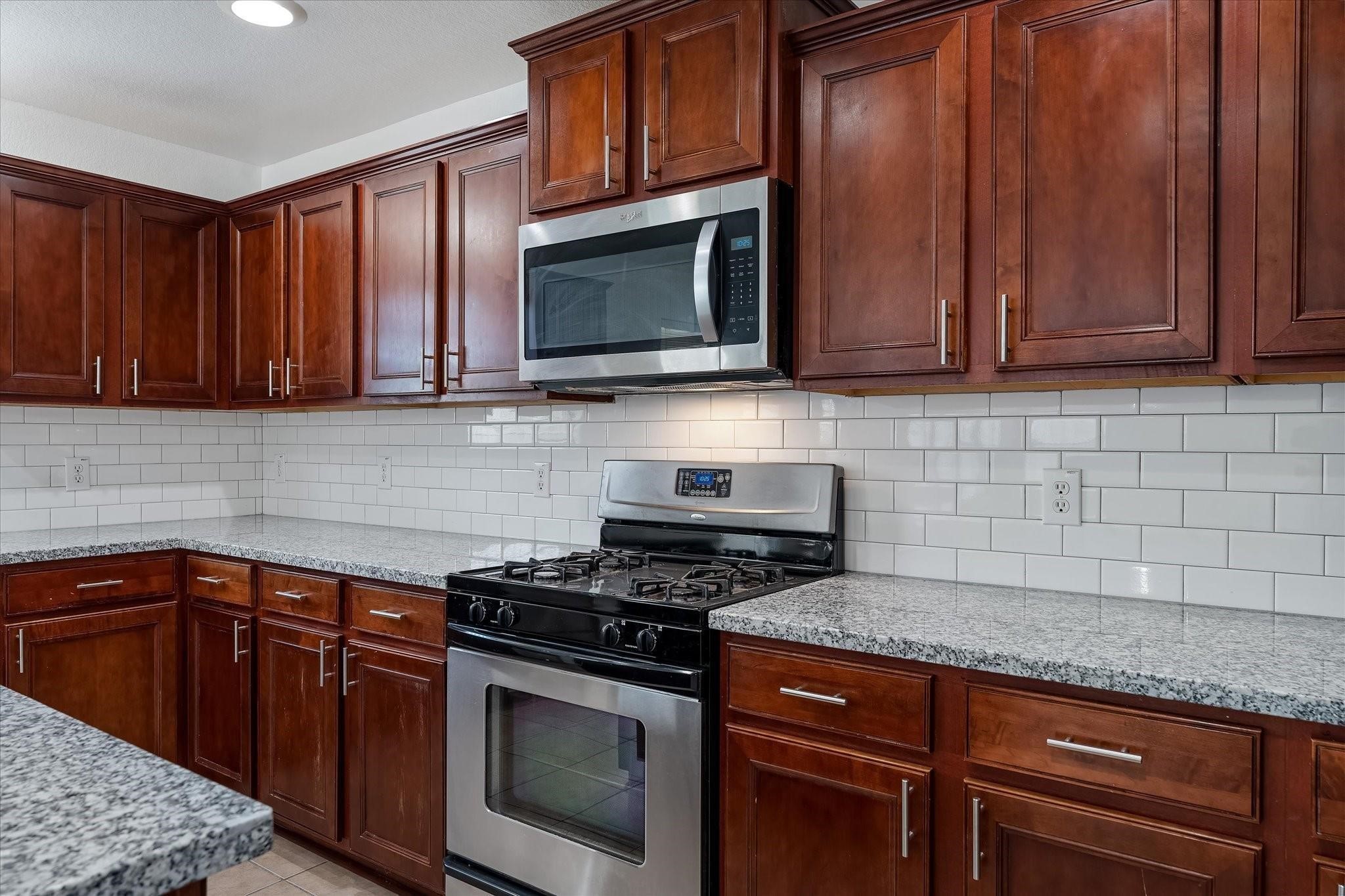 21335 Bella Dulce Court Property Photo 16