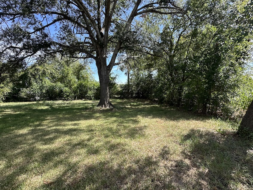 202 E Phillips Street Property Photo 12