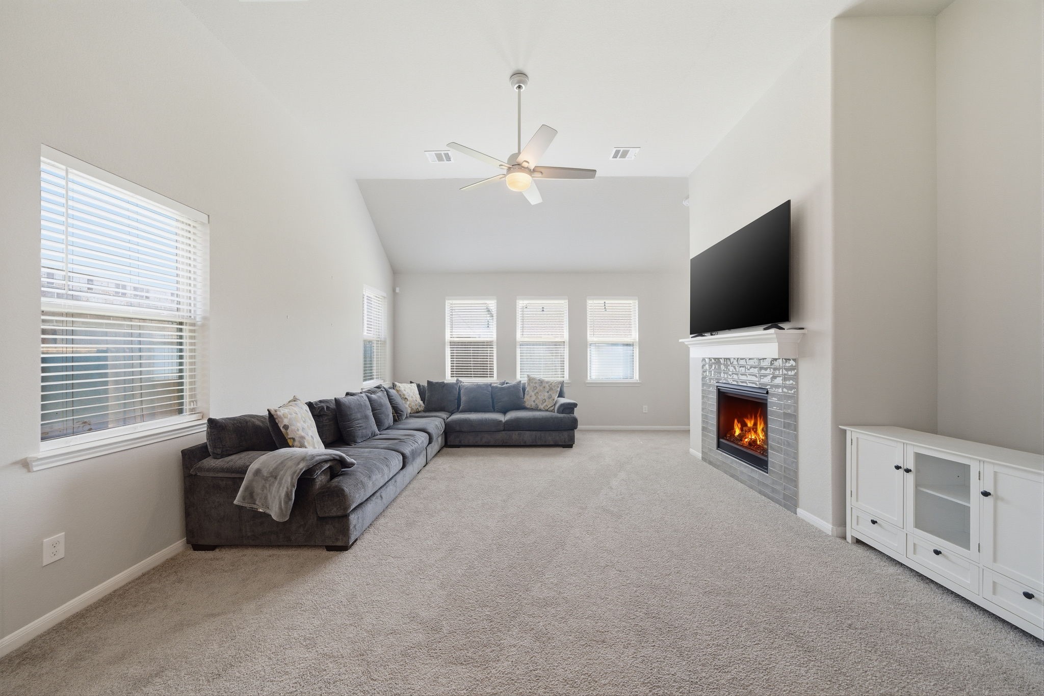 4310 Pale Fox Lane Property Photo 4