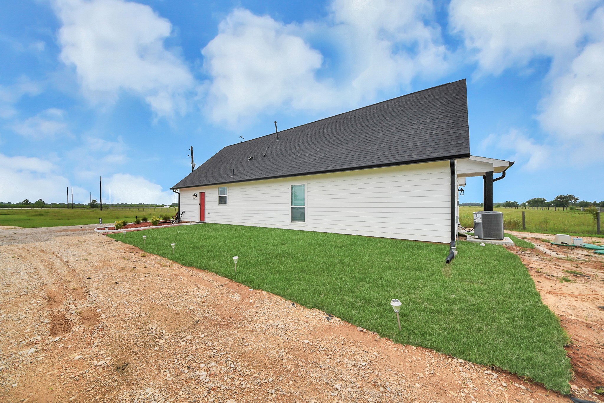 20103 Highway 36 - Unit A Property Photo 6