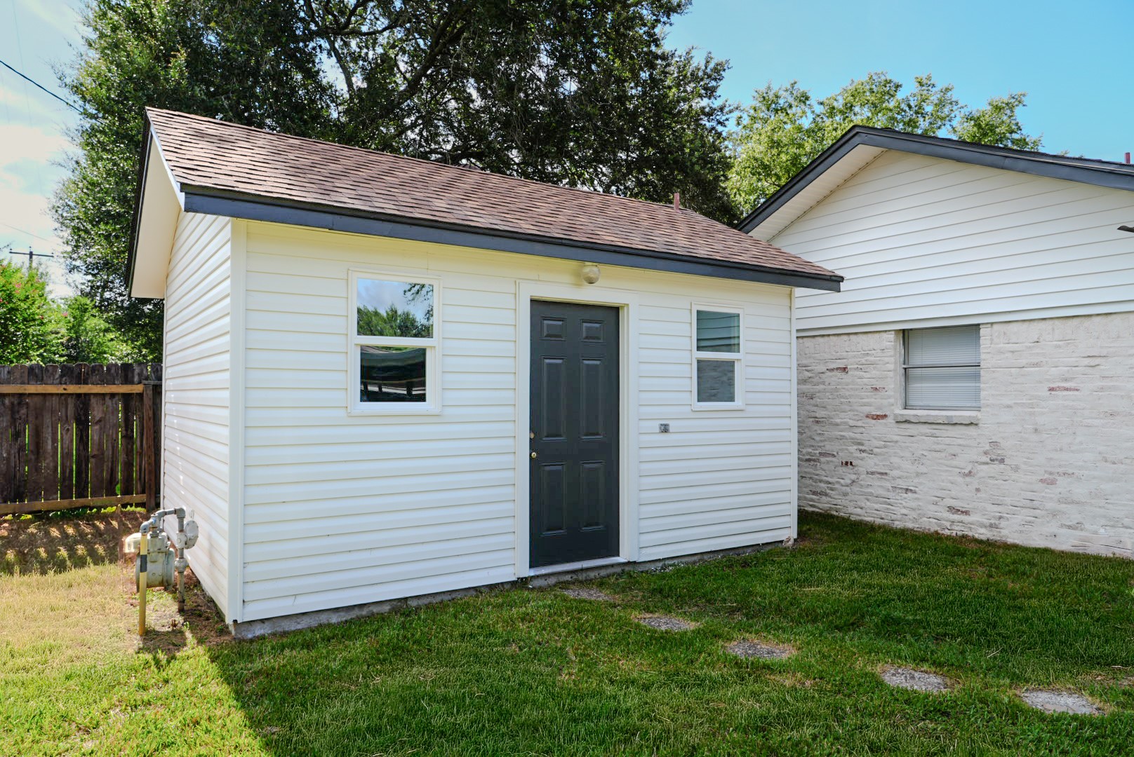 800 Rosewood Drive Property Photo 25