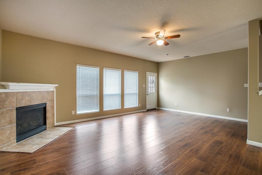 22626 Spring Crossing Drive Property Photo 3
