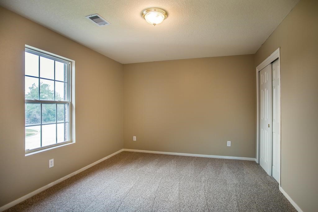 22626 Spring Crossing Drive Property Photo 11