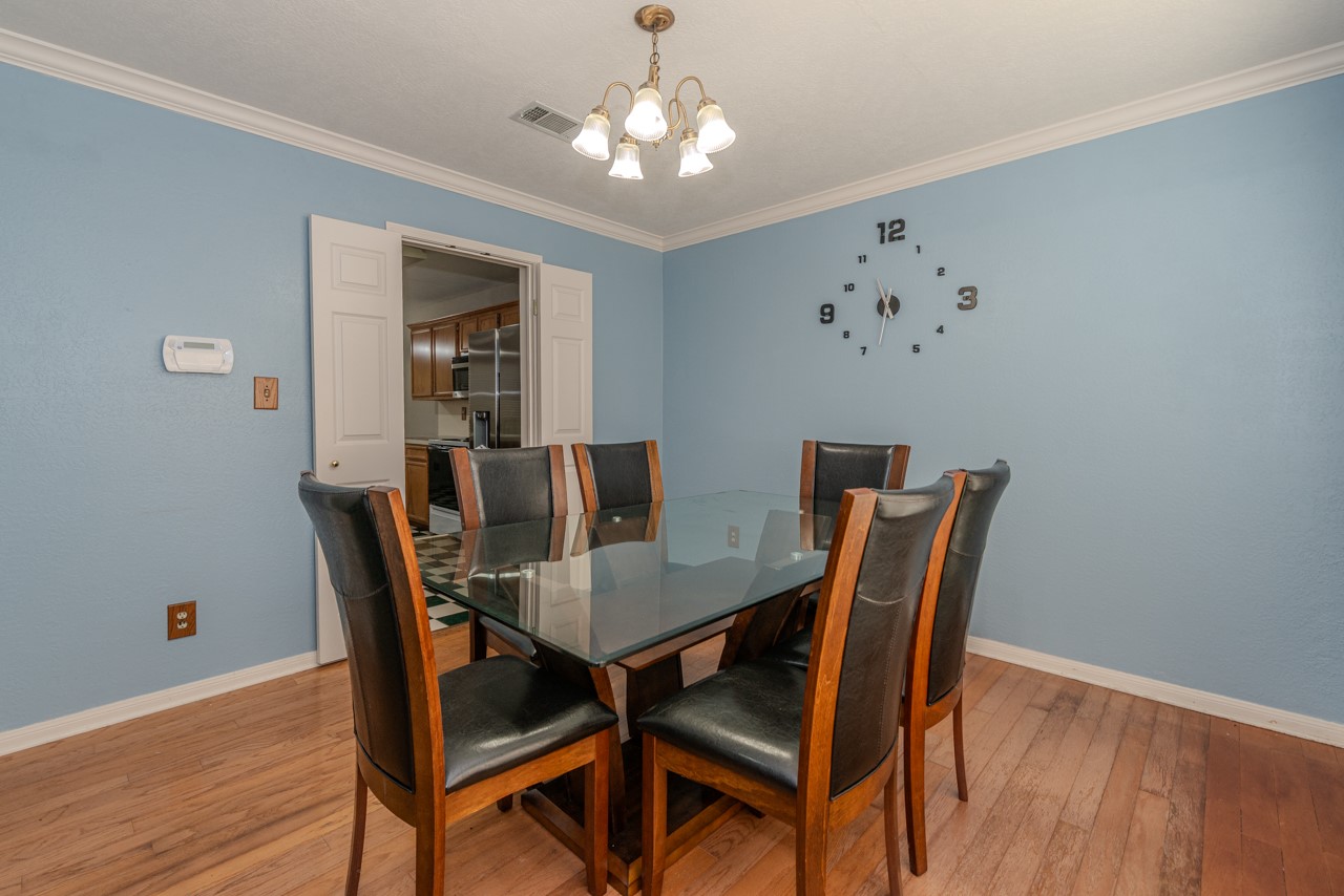 1133 Green Meadow Property Photo 4