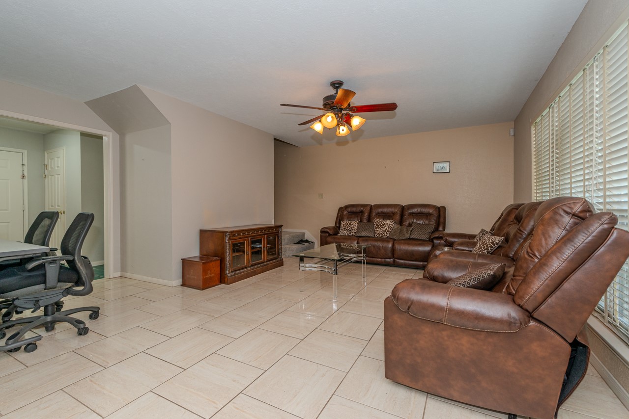 1133 Green Meadow Property Photo 7