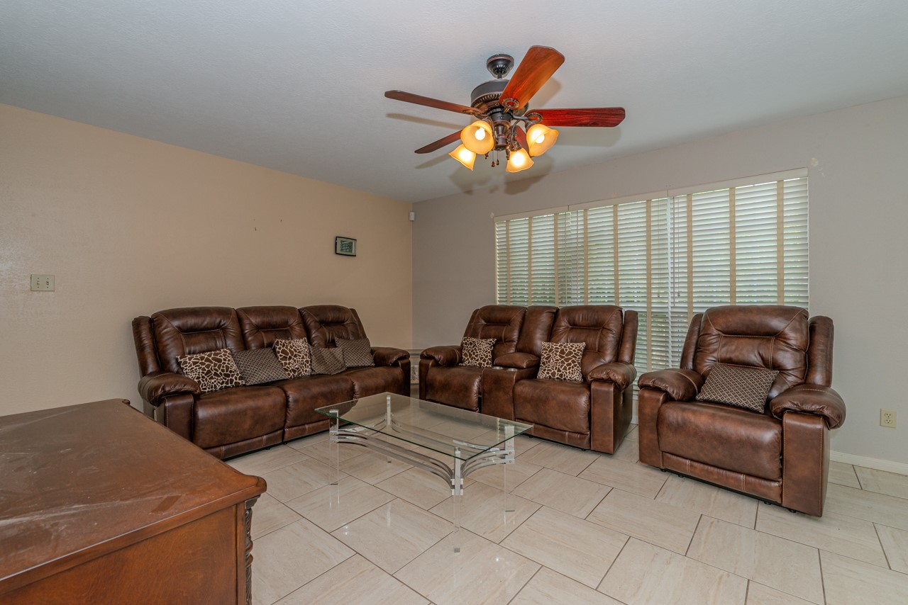1133 Green Meadow Property Photo 8