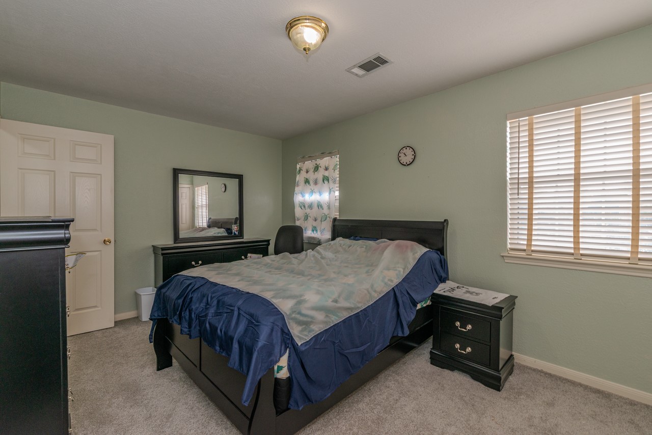 1133 Green Meadow Property Photo 17