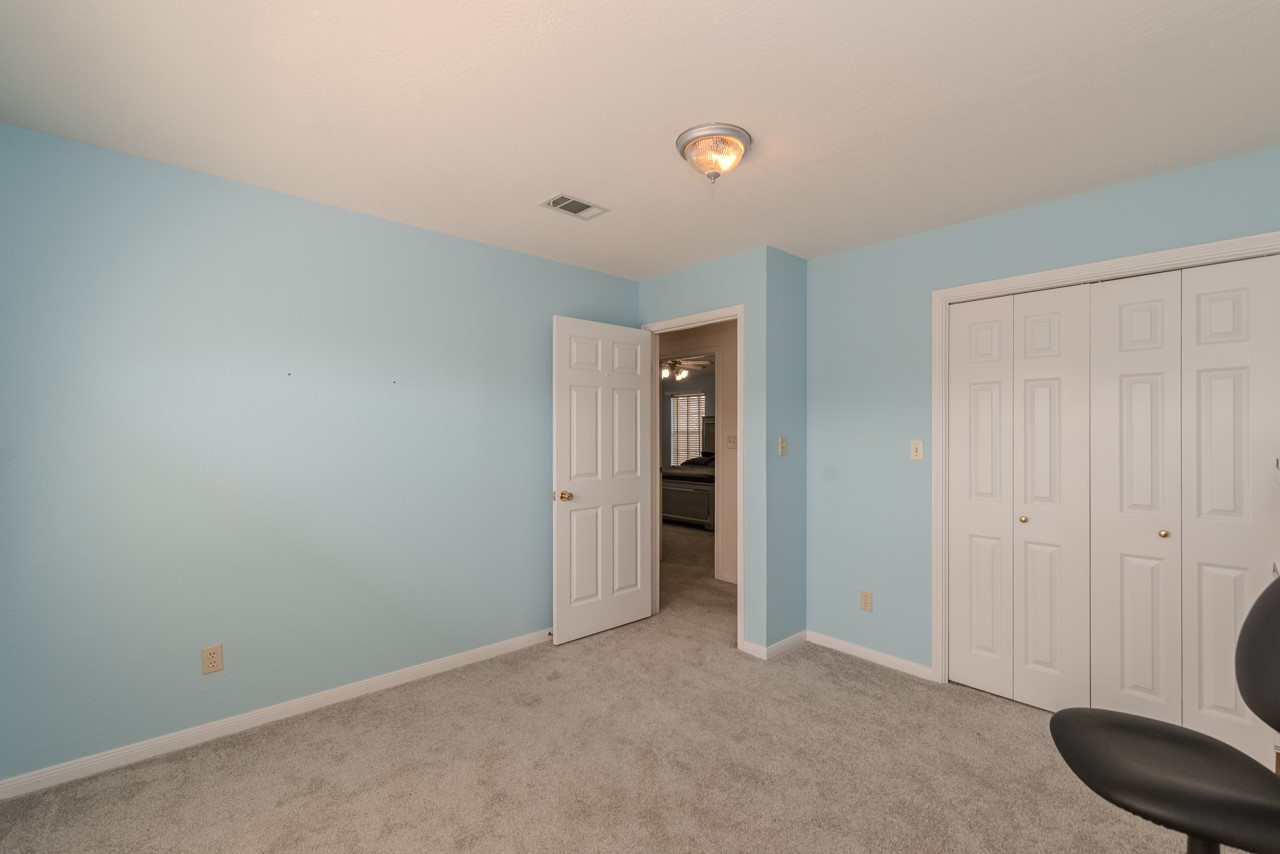 1133 Green Meadow Property Photo 21