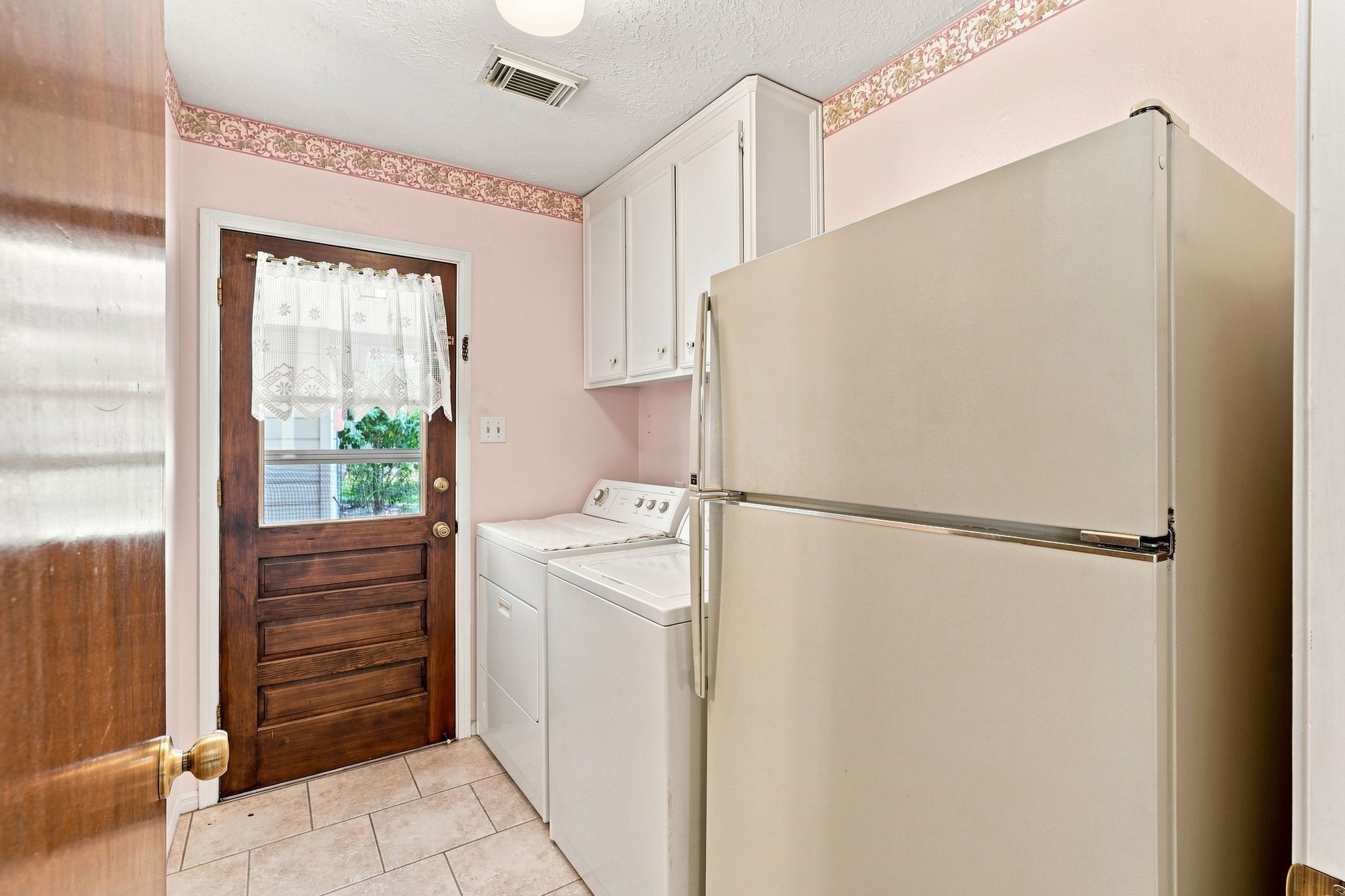 8126 Middlebury Lane Property Photo 25
