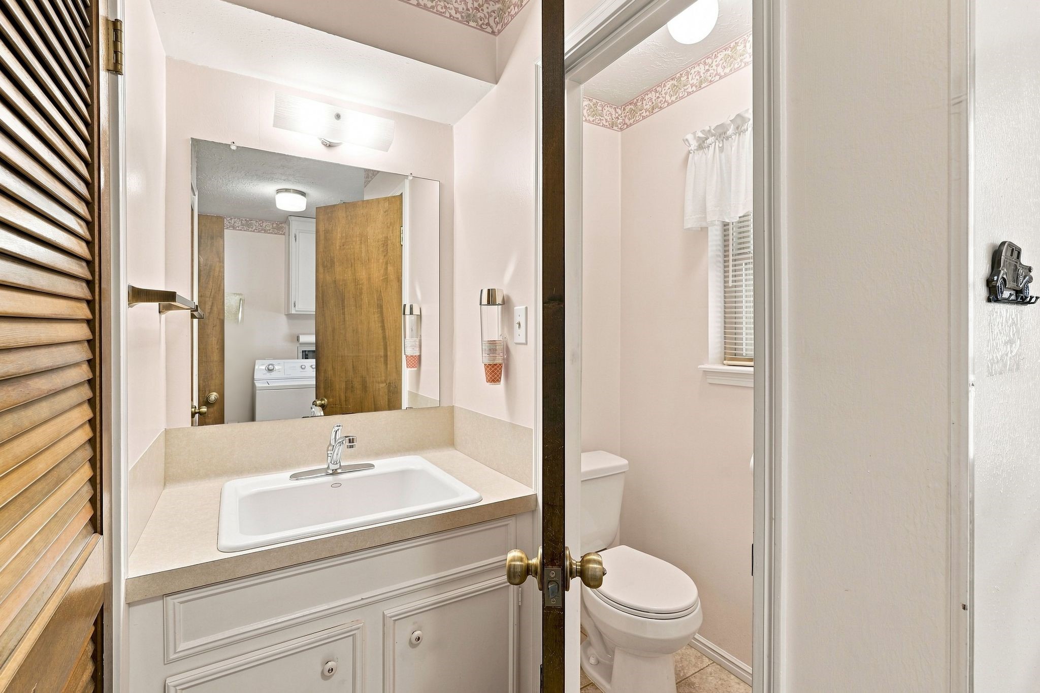 8126 Middlebury Lane Property Photo 26
