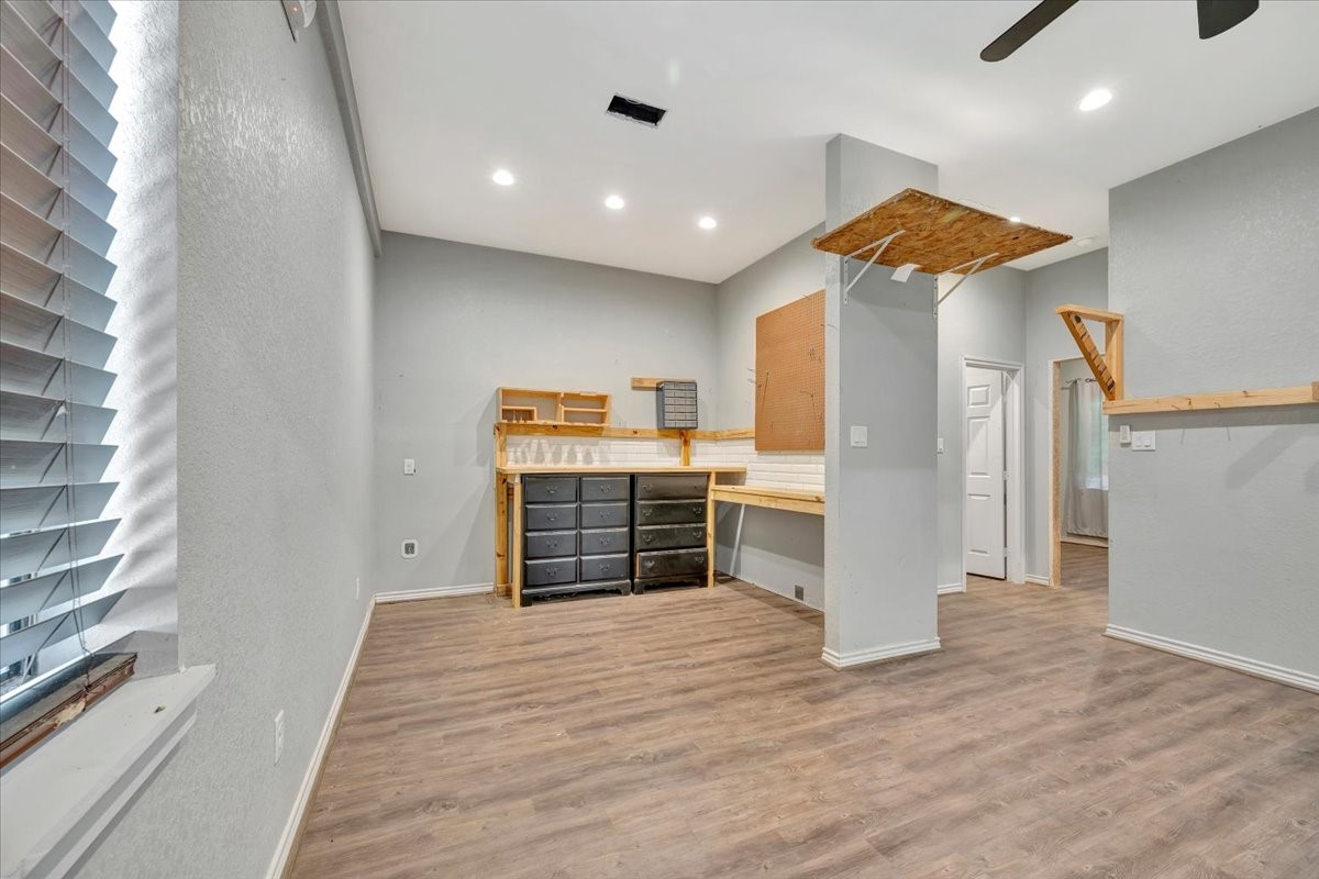 7214 Avenue L Property Photo 28