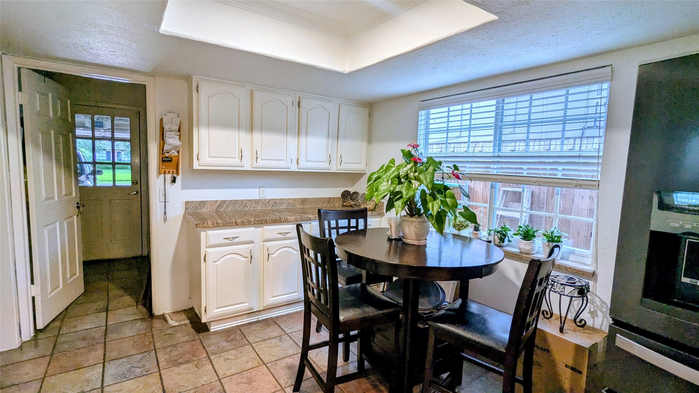 7307 La Granada Drive Property Photo 11
