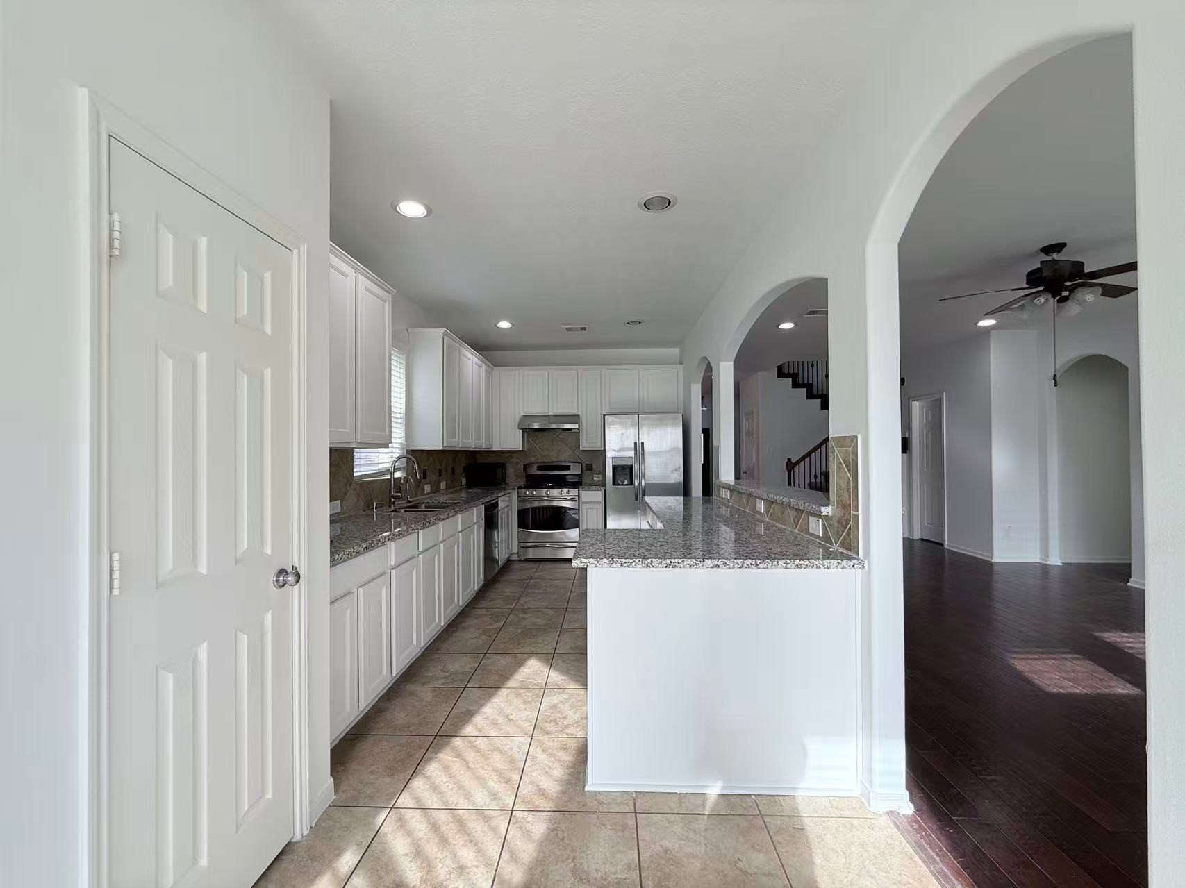 2814 Ridgeglen Lane Property Photo 6
