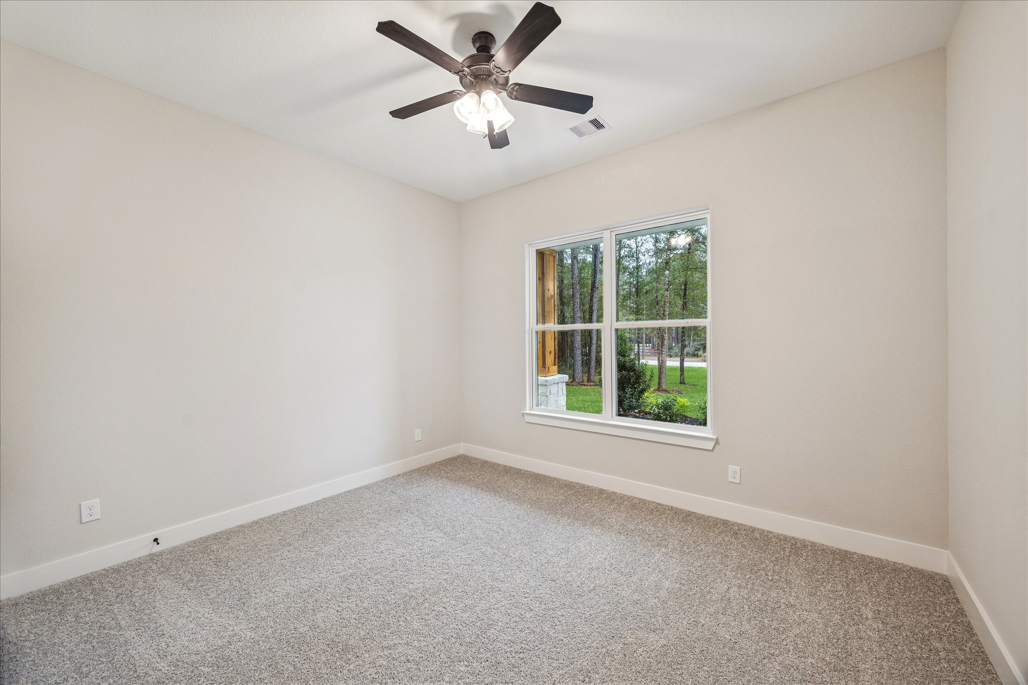 688 Lonestar Road Property Photo 22