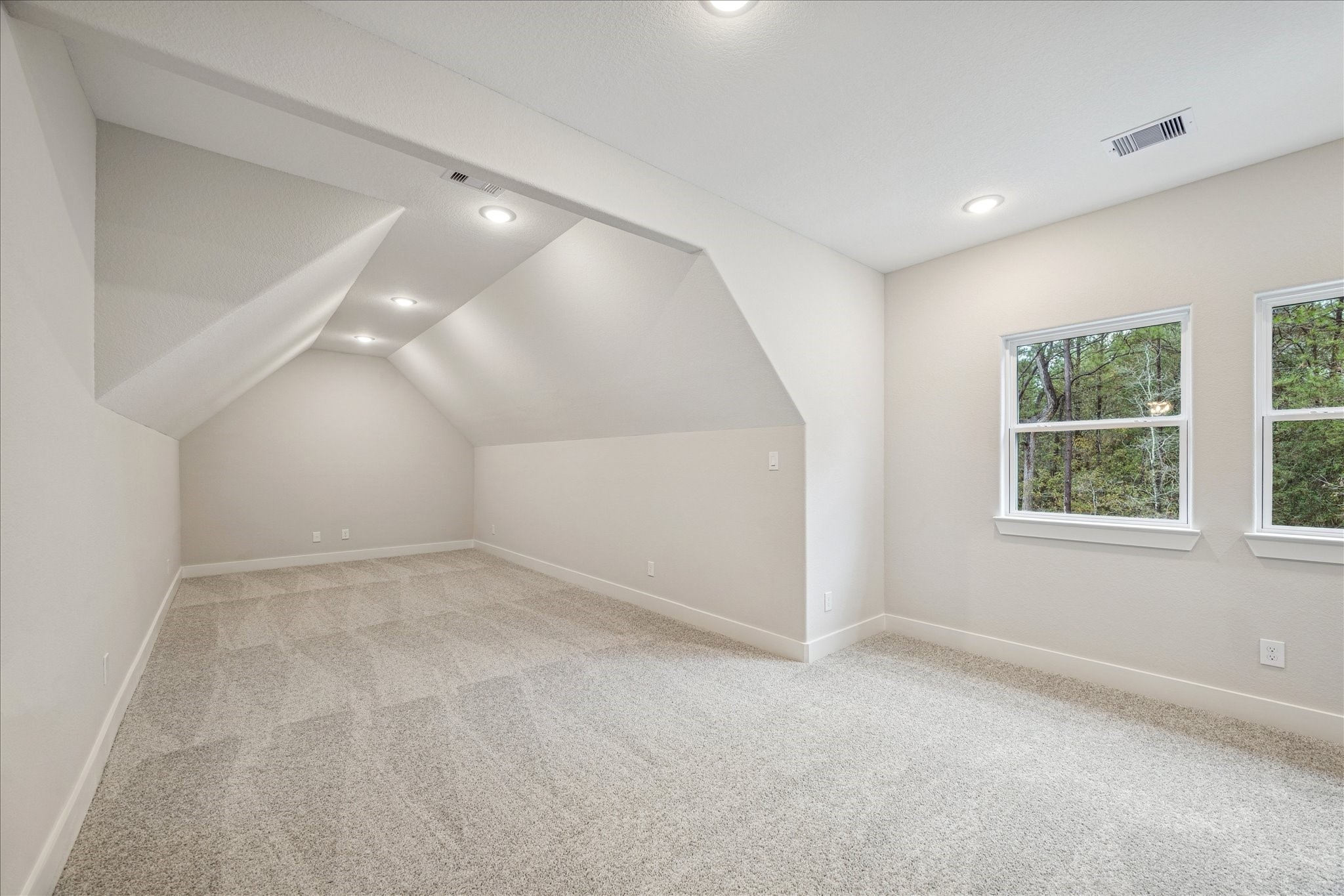 688 Lonestar Road Property Photo 28