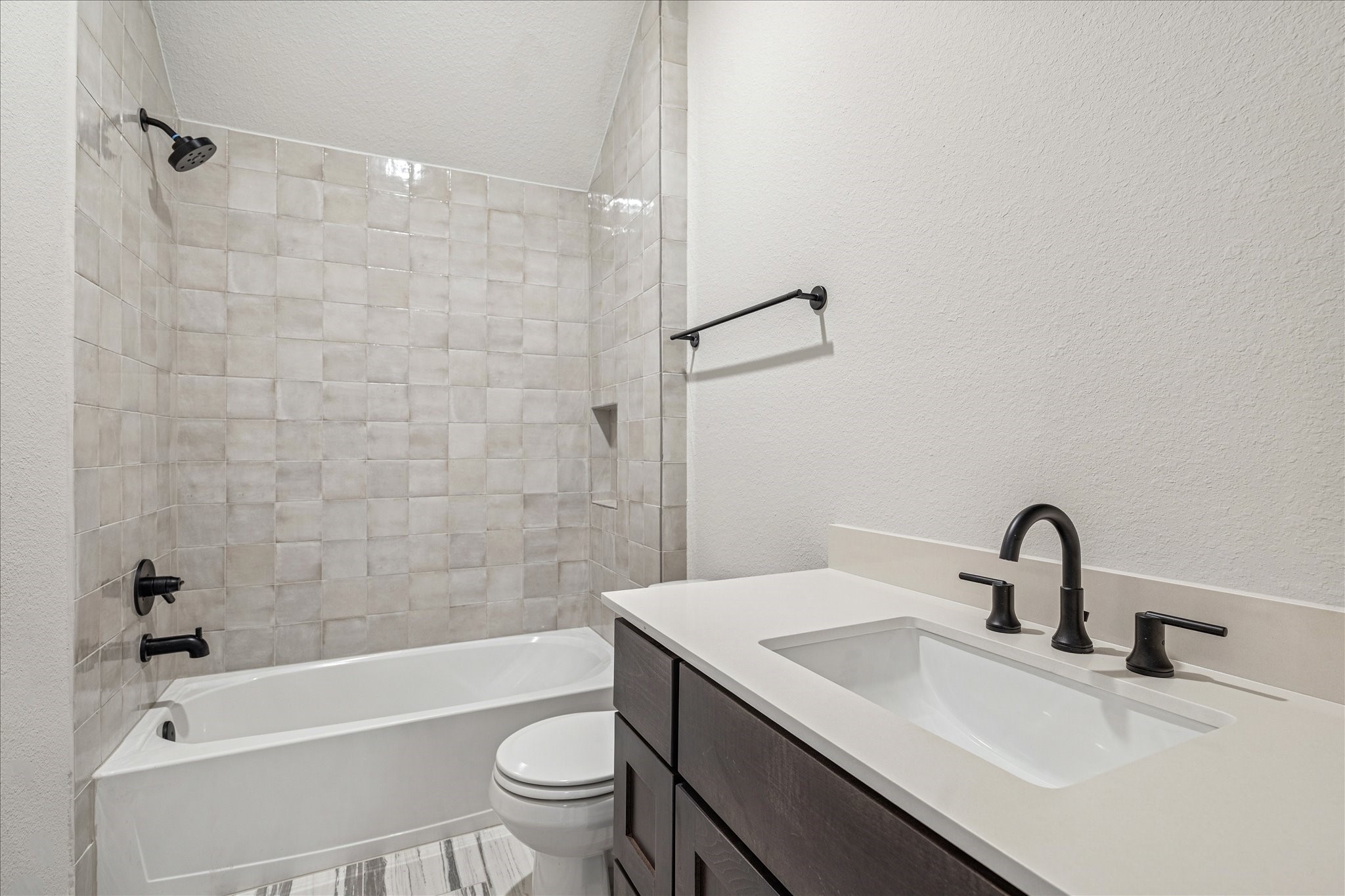 688 Lonestar Road Property Photo 29