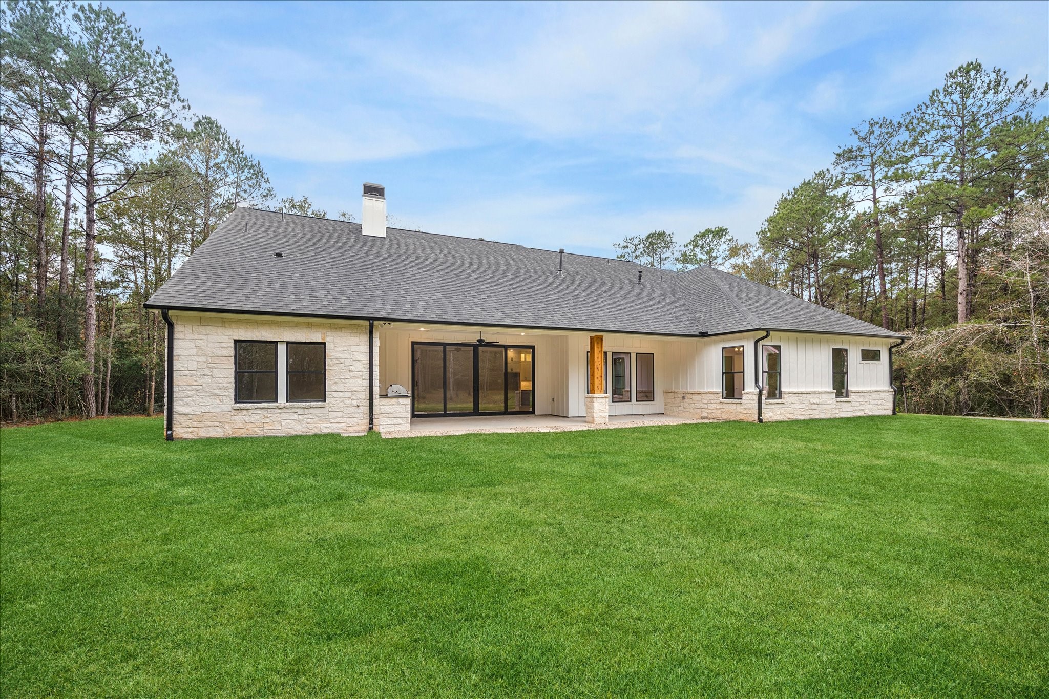 688 Lonestar Road Property Photo 33